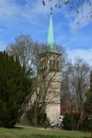 Die über 300 Jahre alte Marienkirche ist ein Wahrzeichen Seckbachs. Foto: gem